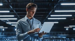 Man using affinity technology on laptop